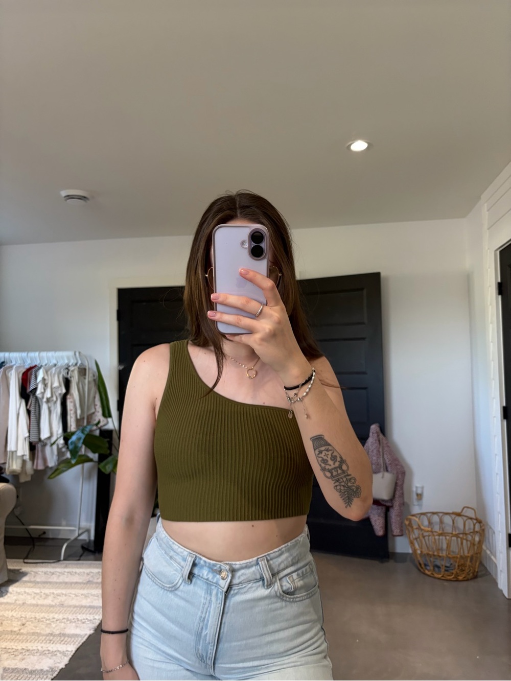 Crop Top côtelé à une épaule olive - Femme